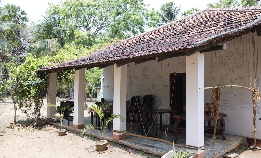 Neem Beach House Triquinimale Exterior foto